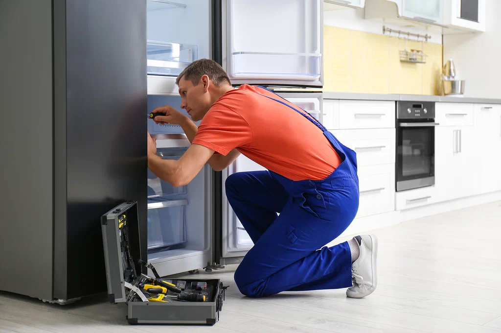 Refrigerator repair in Dubai by Naveed Electronics